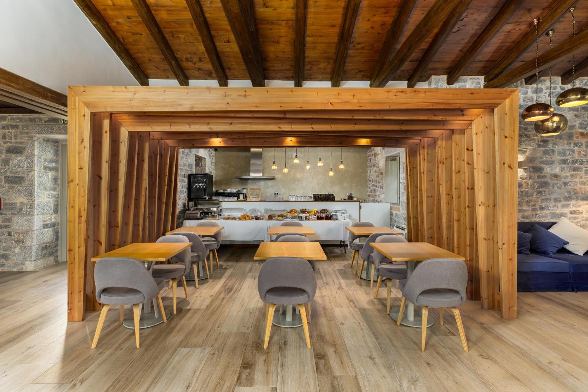 Trapela Limeni Luxury Suites Zewnętrze zdjęcie