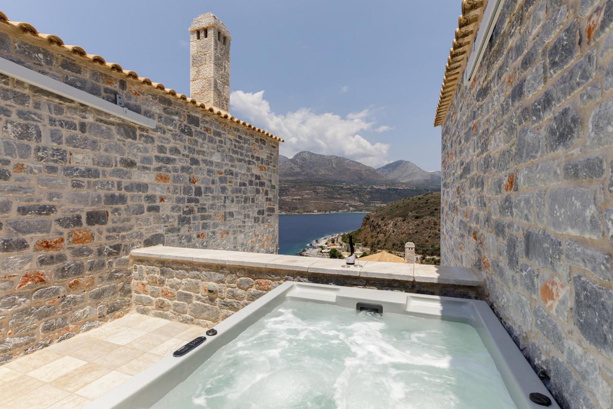 Trapela Limeni Luxury Suites Pokój zdjęcie